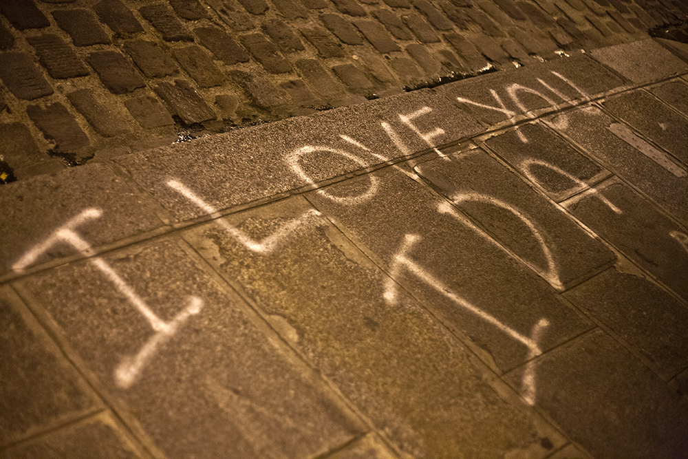 Love expressed on a Paris sidewalk.
